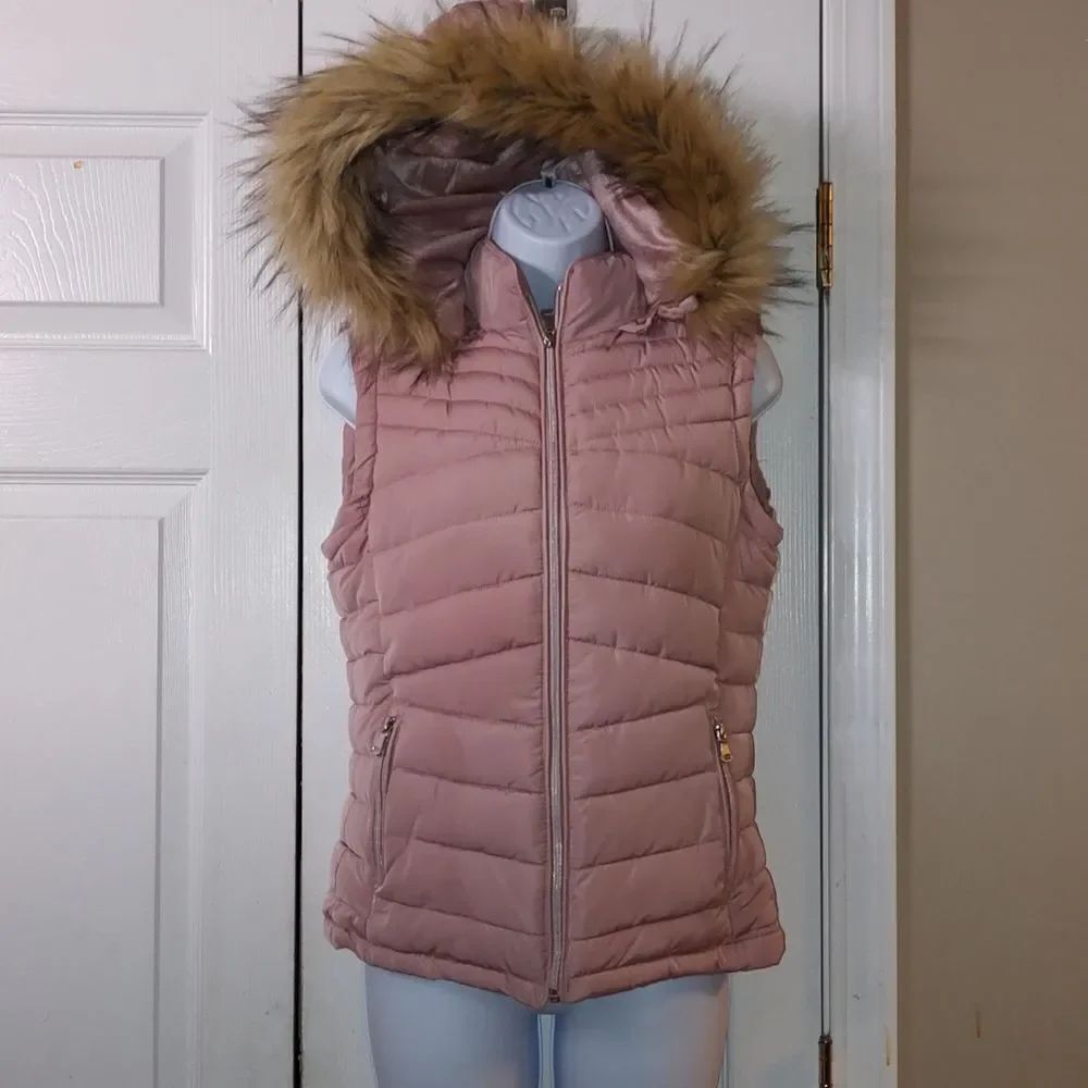 Greenlander Mauve Puffer Vest with removeable faux fur hood NWOT Sz S